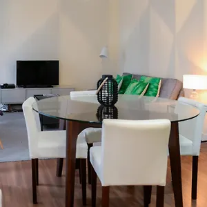https://lisbon-apartment-near-marqus-pombal-square.hotels-lisbon-portugal.com